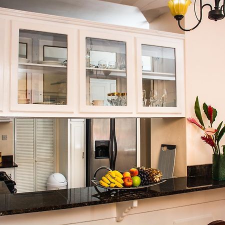 Heavenly Suites La Feuillet Eksteriør billede