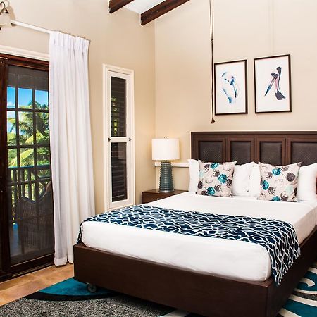 Heavenly Suites La Feuillet Eksteriør billede