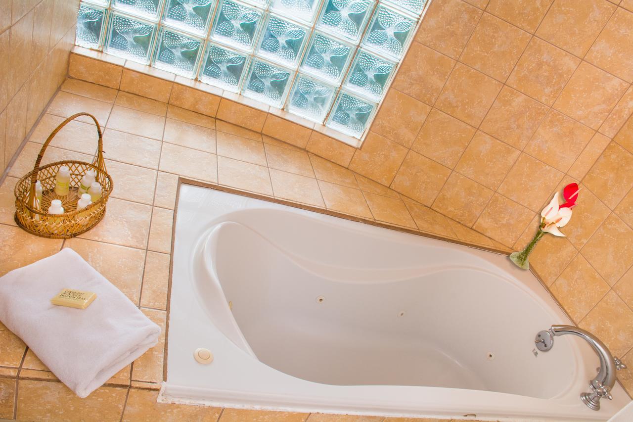 Heavenly Suites La Feuillet Eksteriør billede